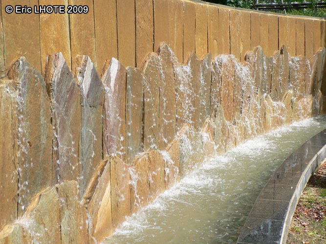 Mur d'eau jardin Atlantique Montparnasse