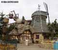 Moulin-a-Disneyland-20120817191158.jpg